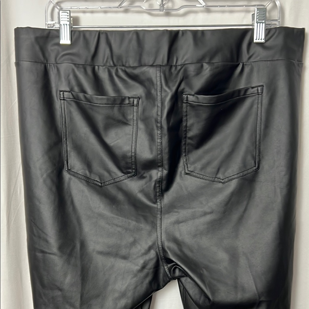 Torrid Full-Length Black Faux Leather Legging Size 2(18/20) - Picture 4 of 7